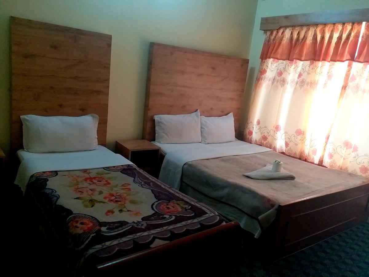 Hotel Marigold Pokhara Dış mekan fotoğraf